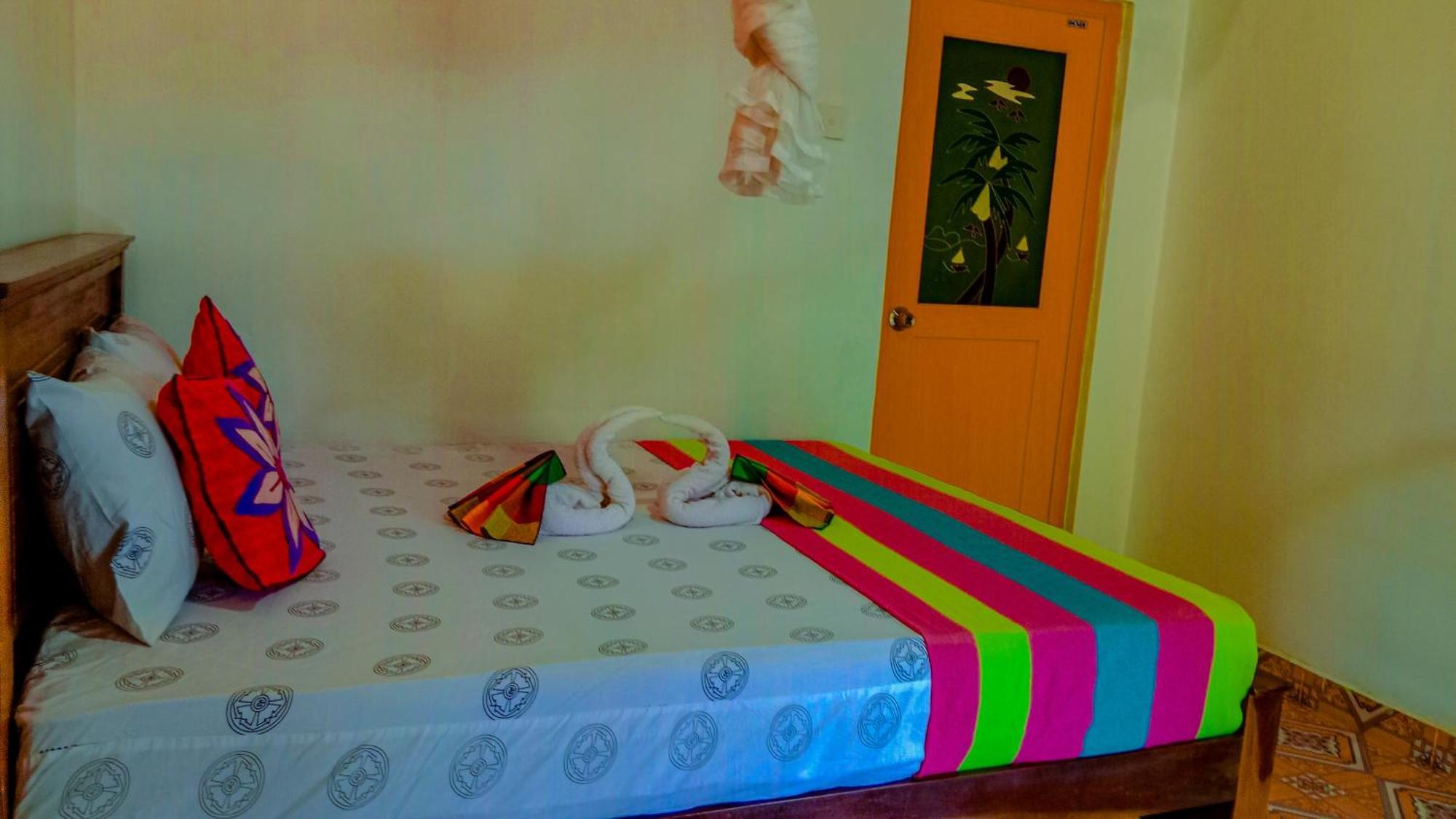 Chanaka Holiday Inn Σιγκιρίγια Εξωτερικό φωτογραφία